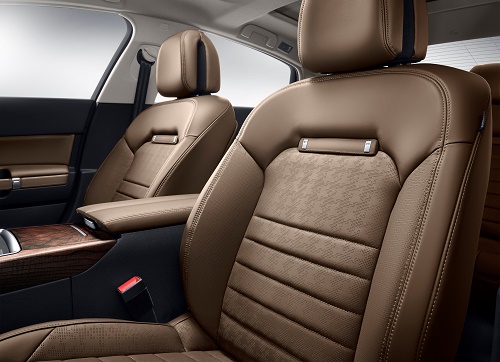 见伟巴斯特的极致天窗工艺冰球突破豪华版app遇(图5)